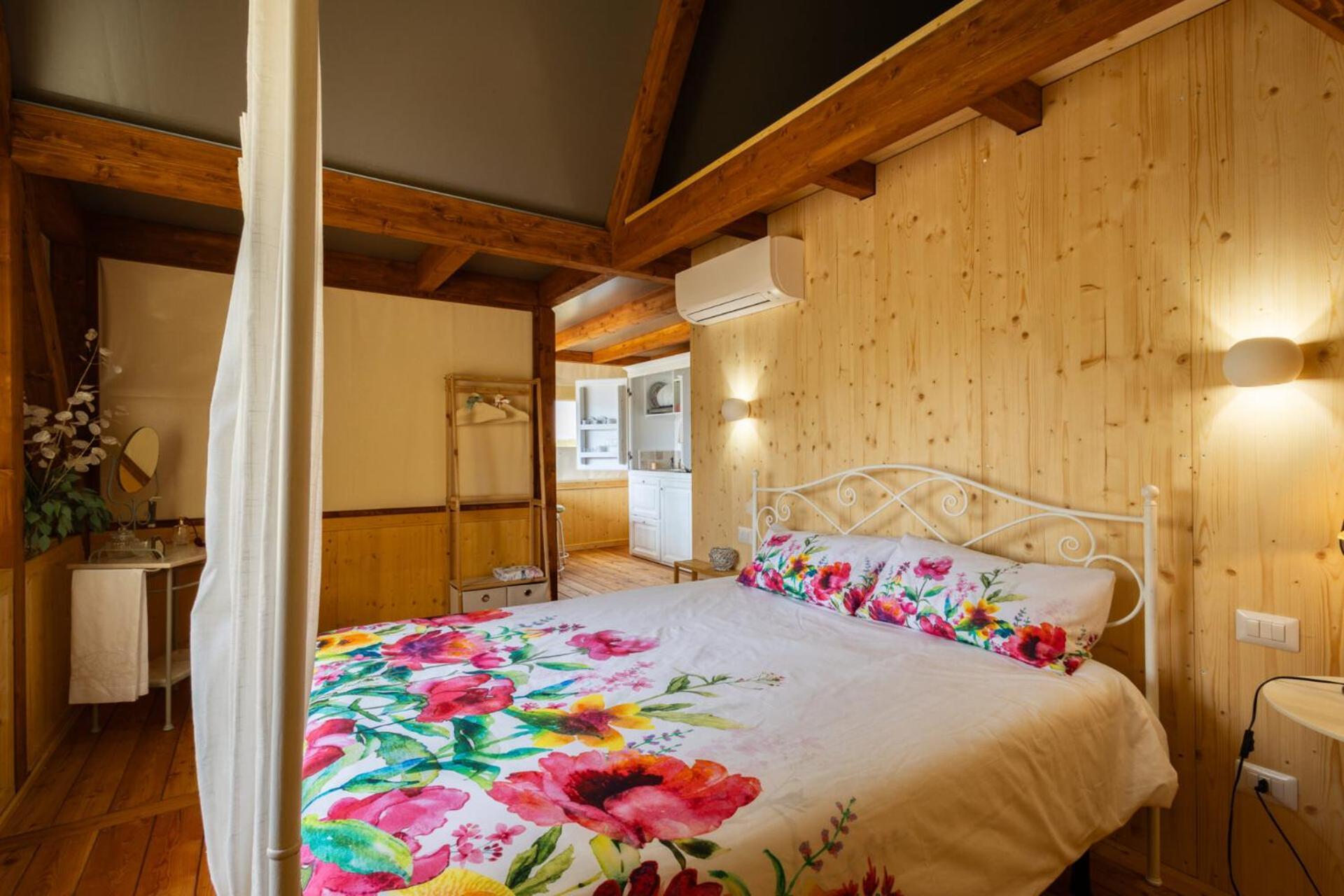I Sicomori - Seme Di Carota - Glamping E Appartamenti Con Piscina A ซาตูร์เนีย ภายนอก รูปภาพ