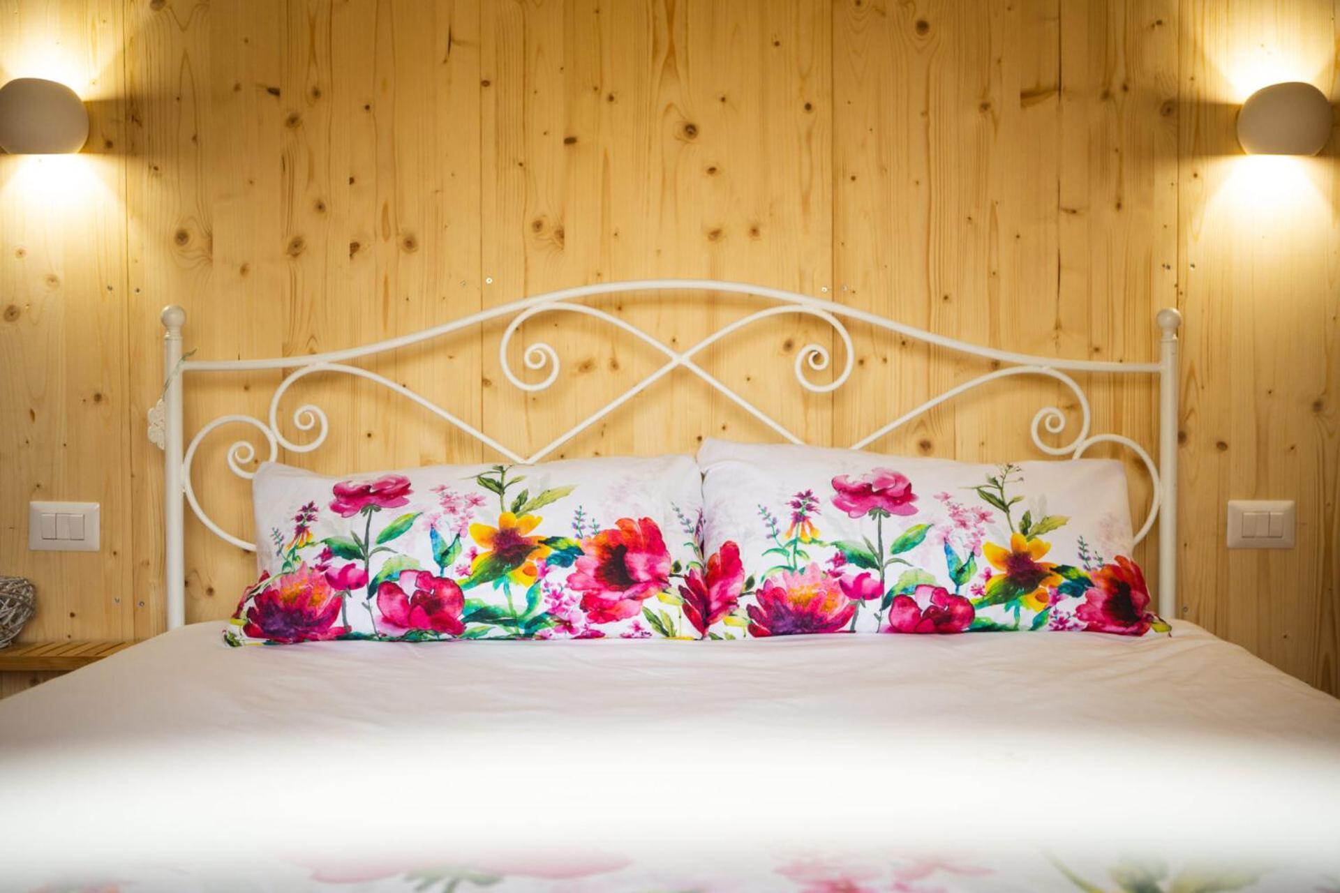 I Sicomori - Seme Di Carota - Glamping E Appartamenti Con Piscina A ซาตูร์เนีย ภายนอก รูปภาพ