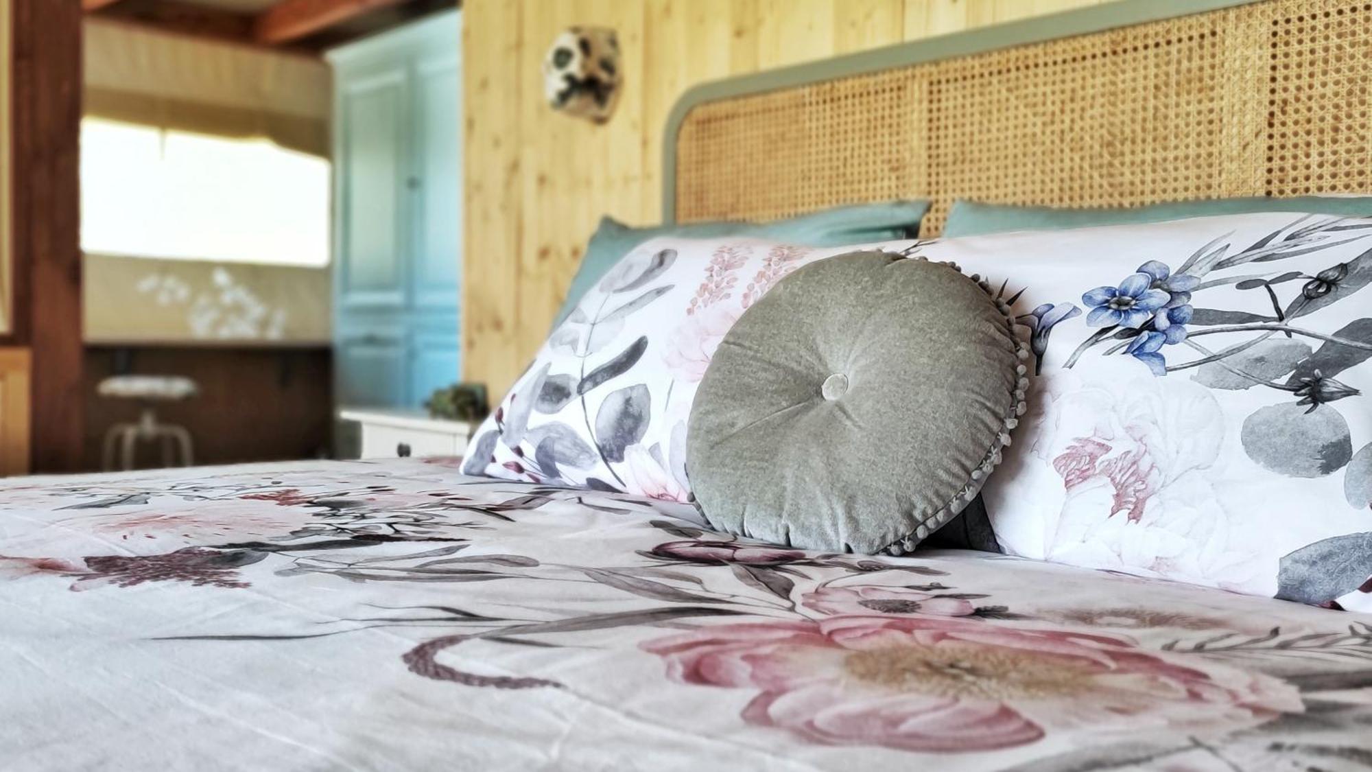 I Sicomori - Seme Di Carota - Glamping E Appartamenti Con Piscina A ซาตูร์เนีย ภายนอก รูปภาพ