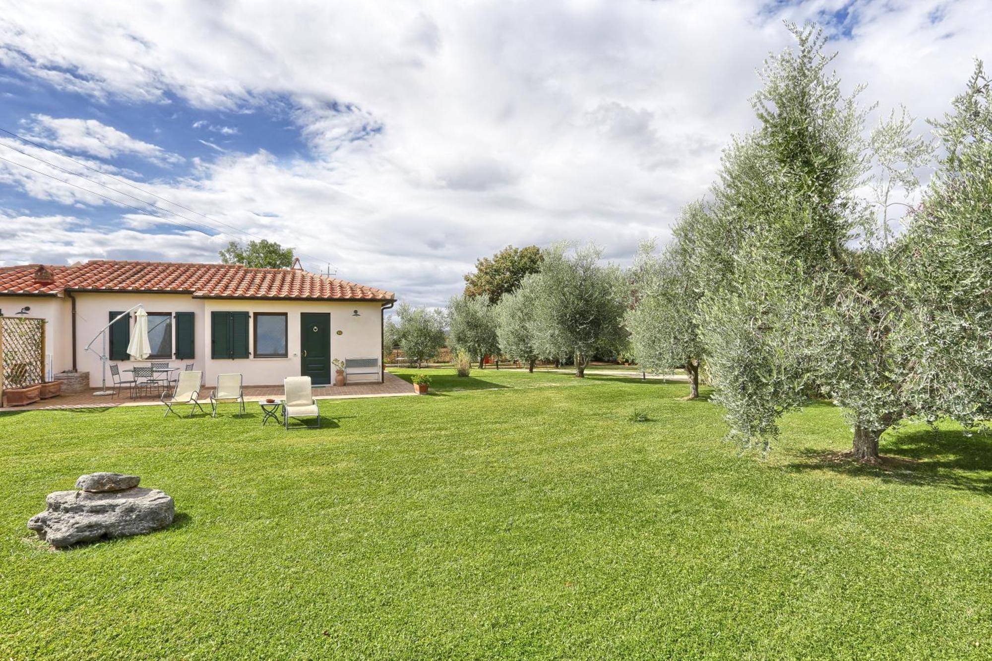 I Sicomori - Seme Di Carota - Glamping E Appartamenti Con Piscina A ซาตูร์เนีย ภายนอก รูปภาพ