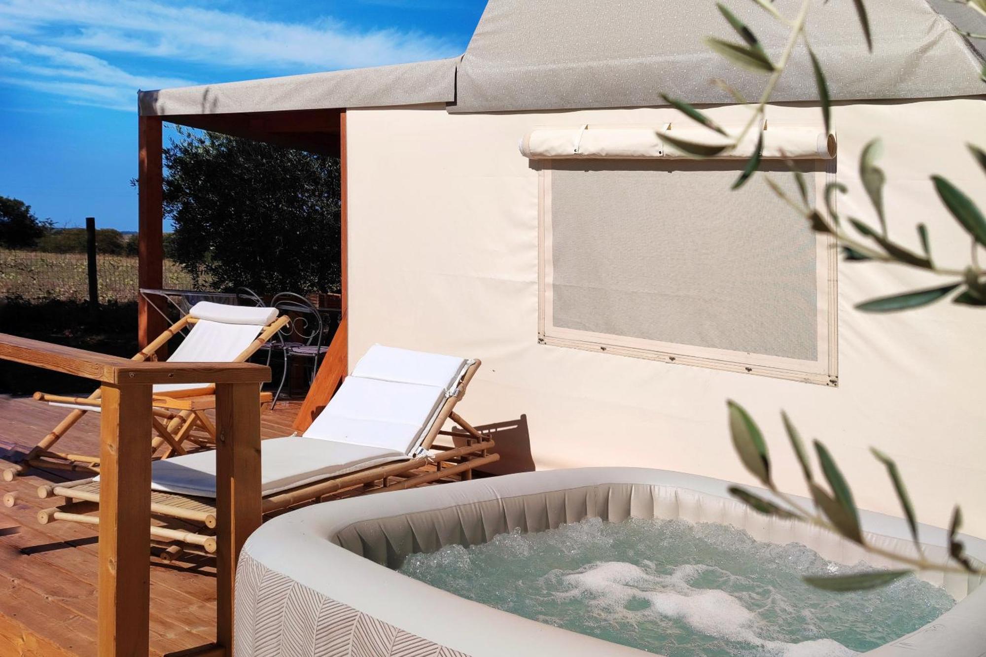 I Sicomori - Seme Di Carota - Glamping E Appartamenti Con Piscina A ซาตูร์เนีย ภายนอก รูปภาพ